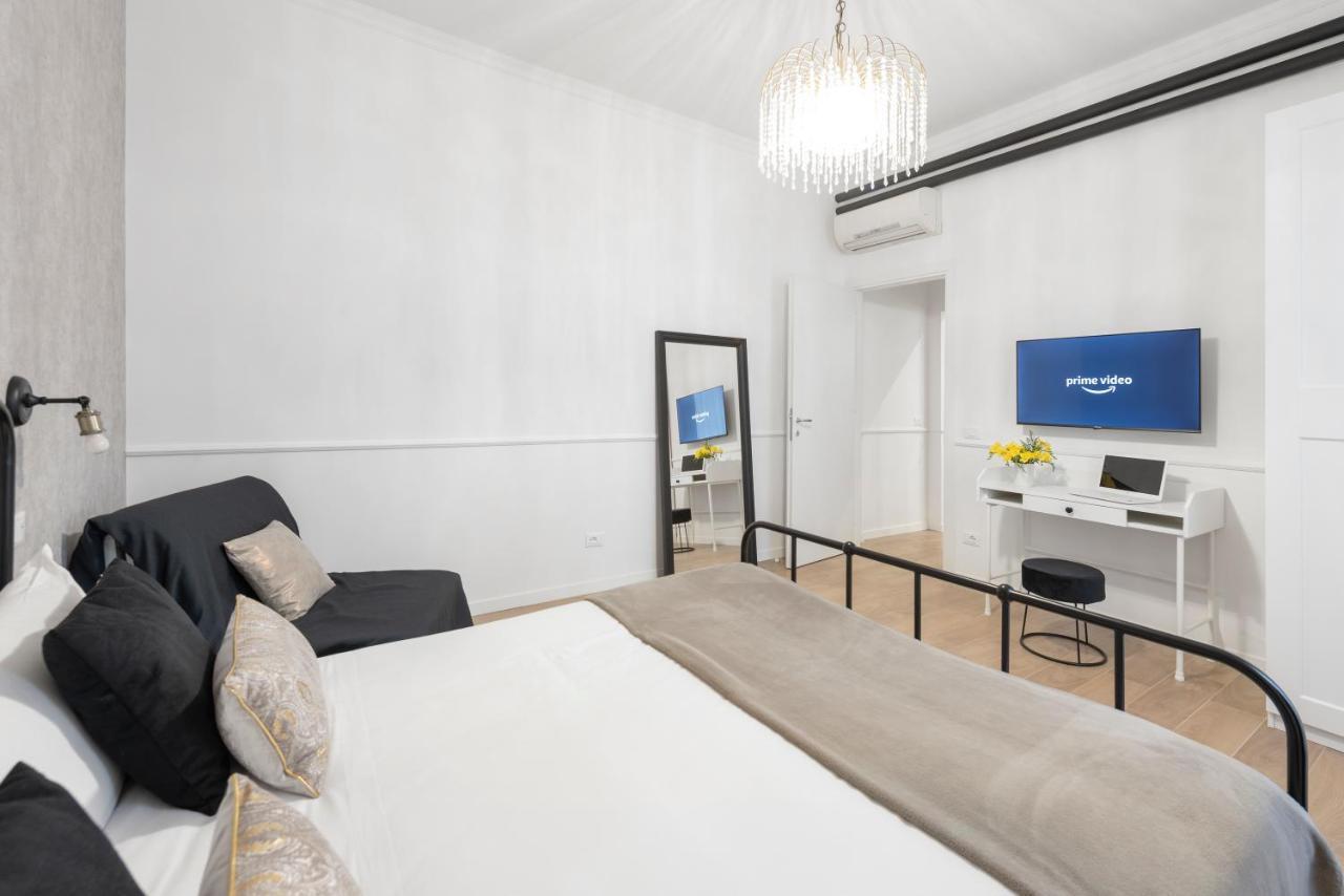 Appartamento White Flat Ground Floor Roma Esterno foto