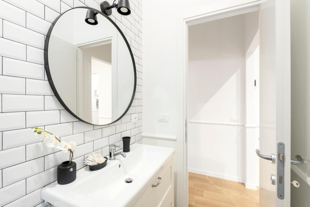 Appartamento White Flat Ground Floor Roma Esterno foto